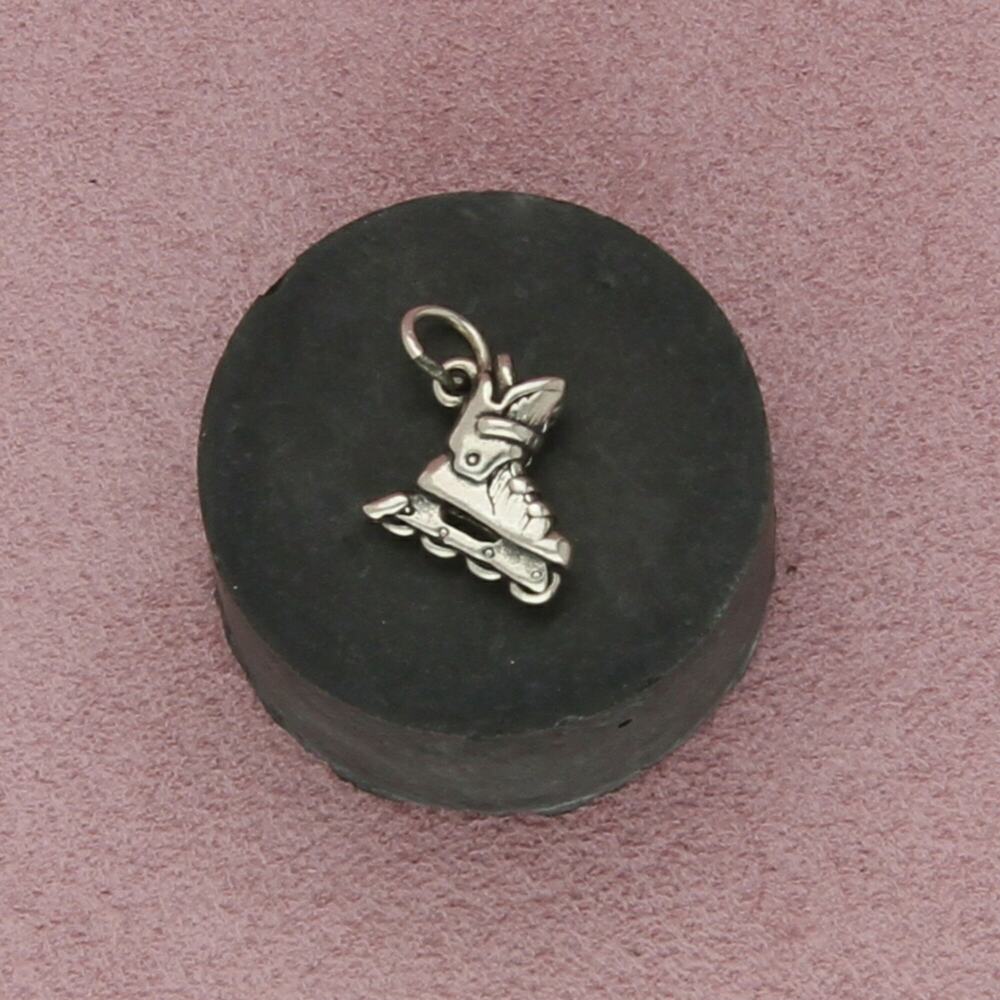 sterling silver vintage 3d inline roller skate charm pendant